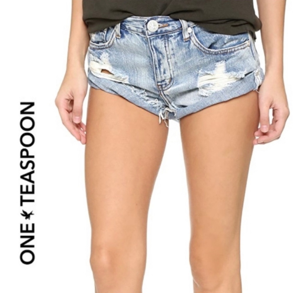 One Teaspoons Blue distressed bandit shorts.